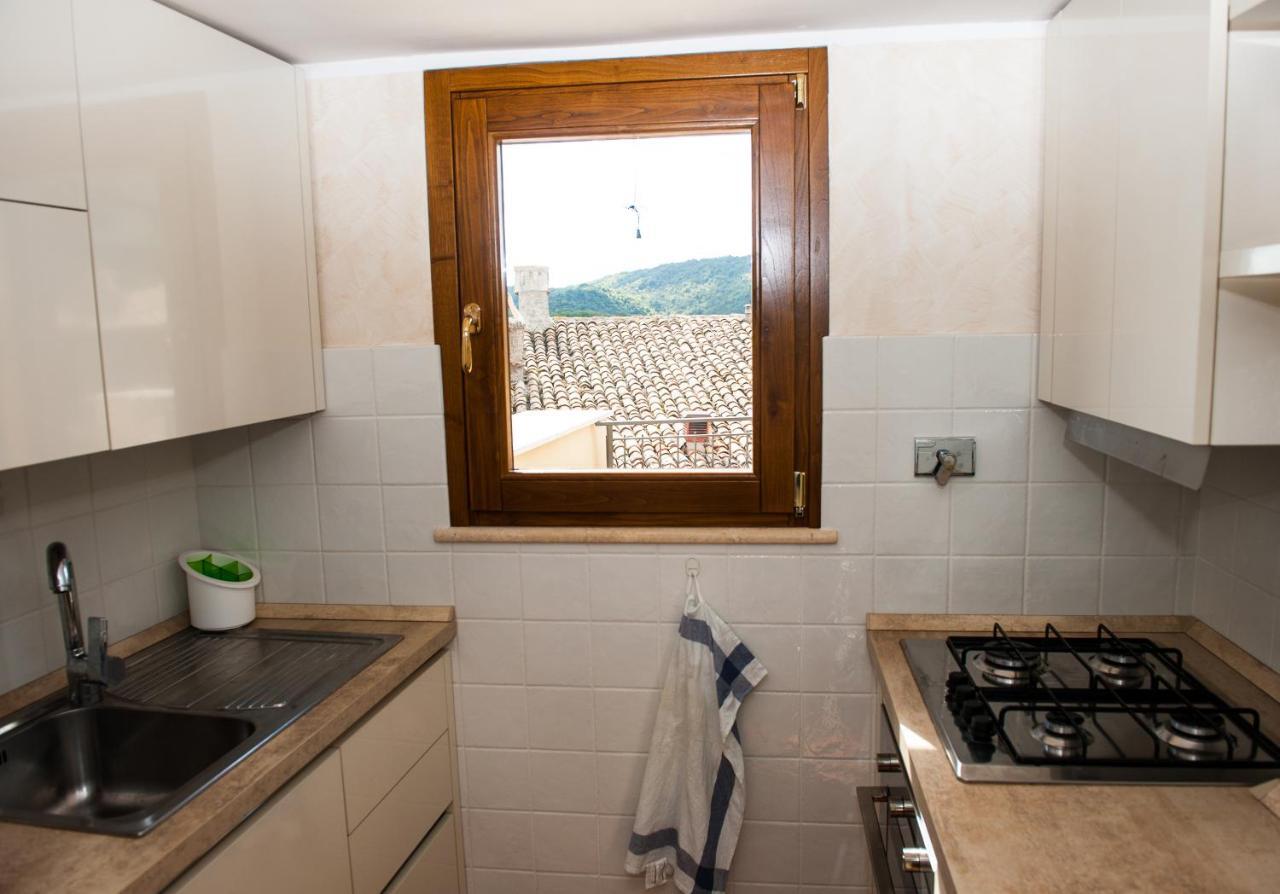 Casa Vacanza La Piazza Orvinio ภายนอก รูปภาพ